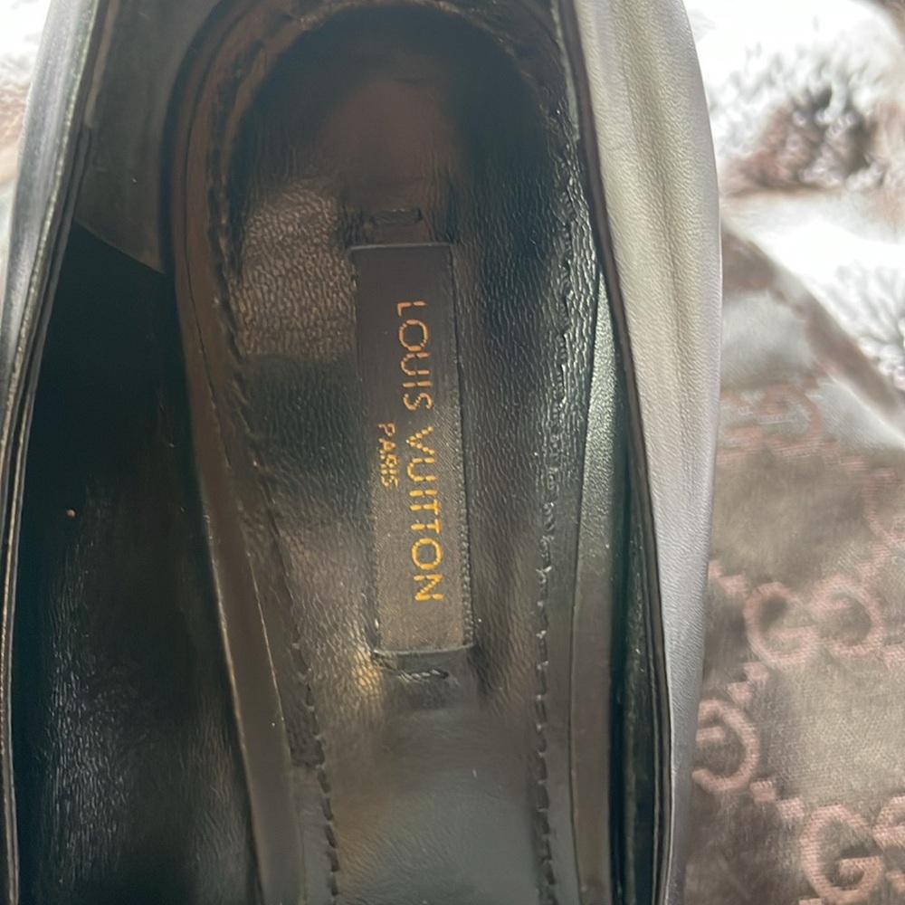 Authentic Louis Vuitton Black Heels EU 38 - Picture 4 of 12